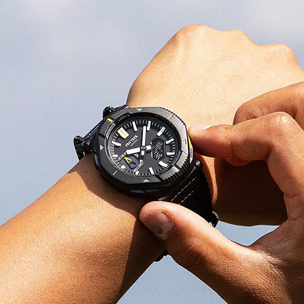 Casio PRJ-B001B-1JF Solar Radio Controlled Sapphire Titanium 200M JDM - Image 5